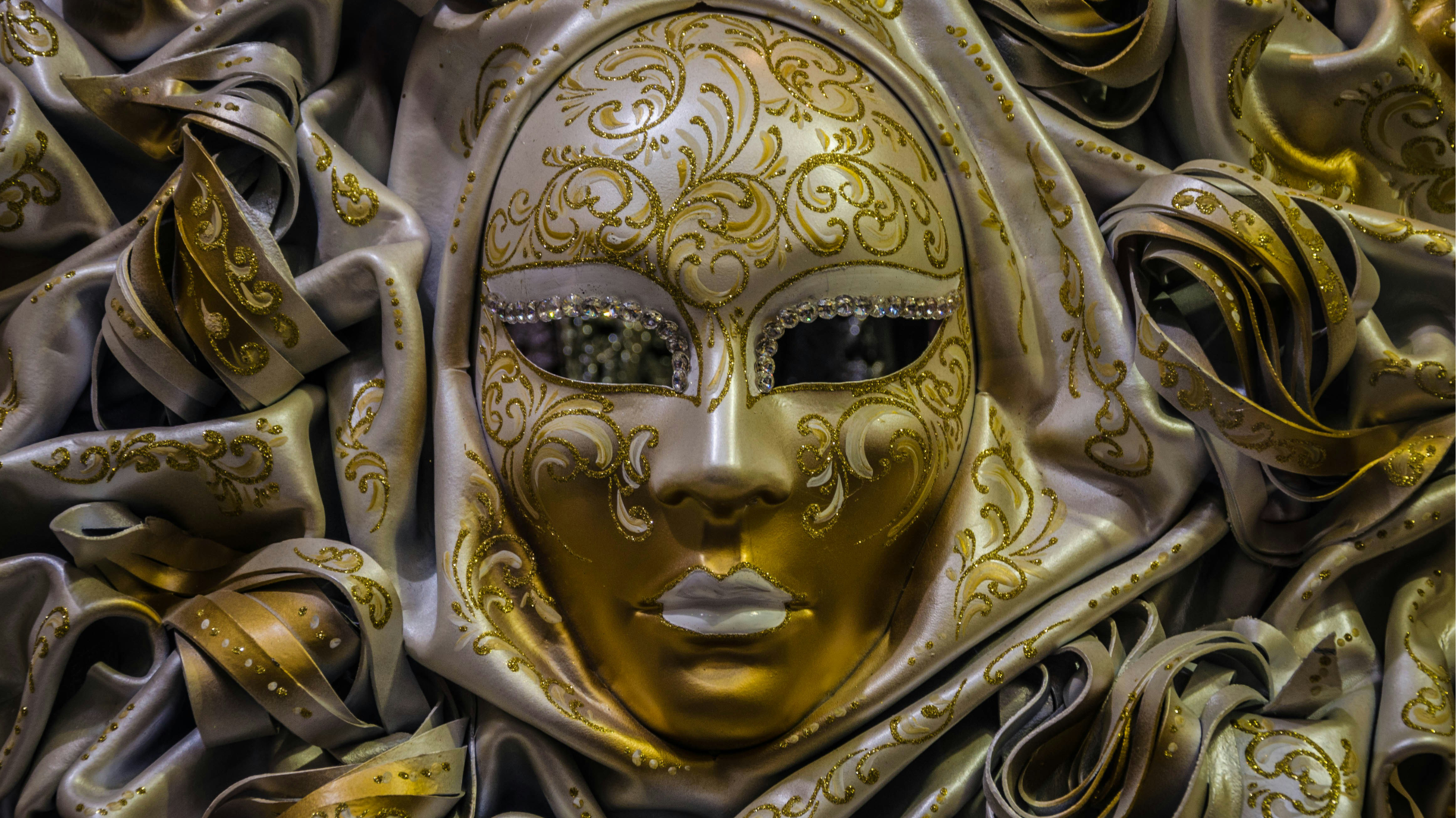 la maschera e l'ego